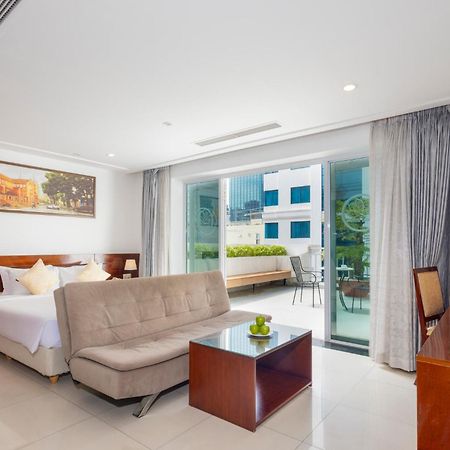 White Lotus Hotel Saigon Хошимин Екстериор снимка
